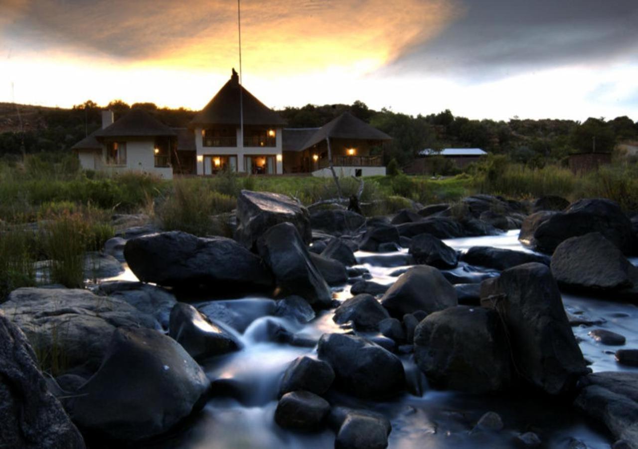 Komati Gorge Lodge, R 36 Halfway Between Carolina And Machadodorp المظهر الخارجي الصورة